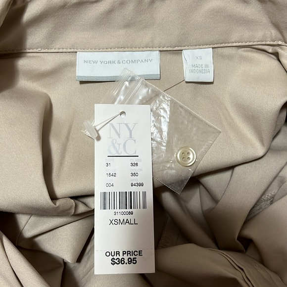 NY & C Shirt XSMALL - Picture 3 of 4